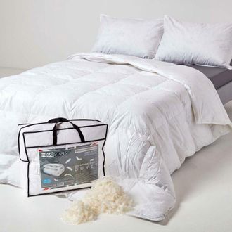 Homescapes Homescapes - Goose Feather and Down 10.5 Tog Super King Size Autumn Duvet