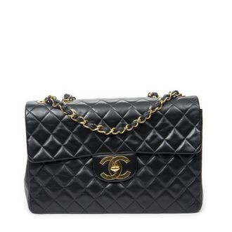 Chanel Maxi Jumbo XL Flap Schoudertas