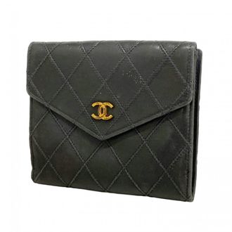 Chanel Black Leather Wallet (Bi-Fold) (Pre-Owned)