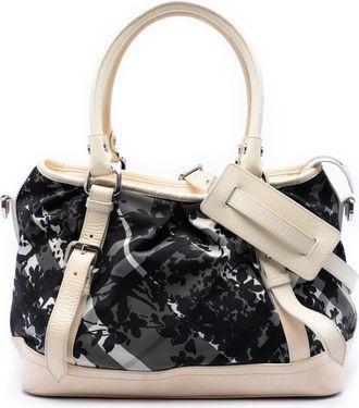 Burberry Pre-owned Burberry Floral Beat Check Nylon and Patent Satchel Ladies 92B4BRHPGFGIKEIW