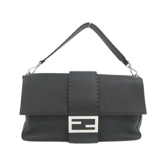 Fendi Black Leather Shoulder Bag (Pre-Owned)