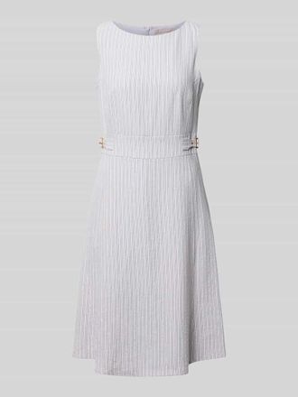 Christian Berg Knielanges Kleid aus Seersucker mit Streifen und Lurex in Ecru, Gr&ouml;&szlig;e 34