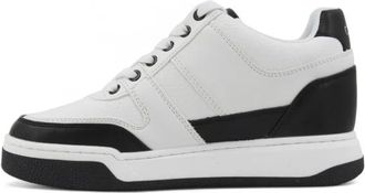 Guess Sneakers - Dames - Sneakers - Wit - 40 EU - Leer - Schoenen