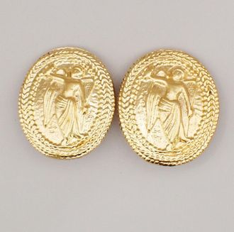 Chanel Clips Bouton Ovale Ange Logo -Plated _Plated Earrings Jewelry (Pre-Owned)