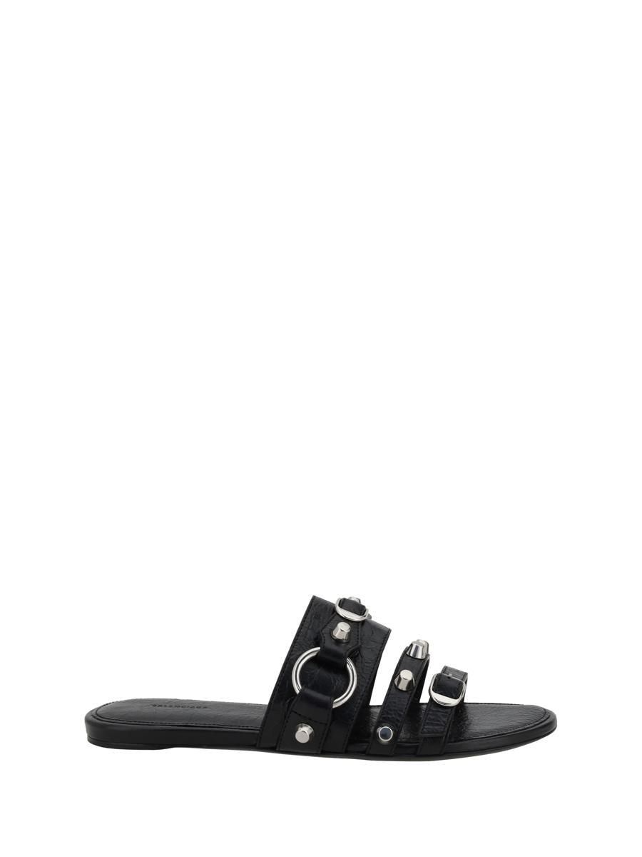 【値下げ不可】BALENCIAGA STRAP SANDALS 41 BALENCIAGA Leather Studded Accents T-Strap Sandals Size 37