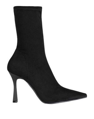Bianca Di Ankle boots