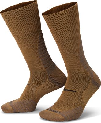 Nike Unisex Outdoor Cushioned Crew Socks (1 Pair) in Brown | FD8472-300