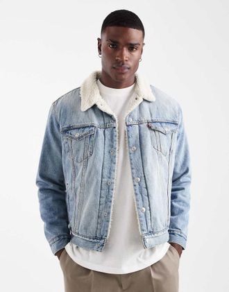 Levi's Type 3 - Giacca trucker in denim lavaggio chiaro con fodera in pile borg-Blu