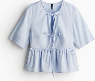H&M Popelinebluse mit Bindeb&auml;ndern - Hellblau