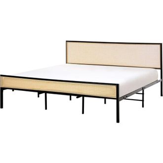 Beliani Letto matrimoniale imbottito in tessuto nero con rete a doghe e gambe in legno 180 x 200 cm Fitou