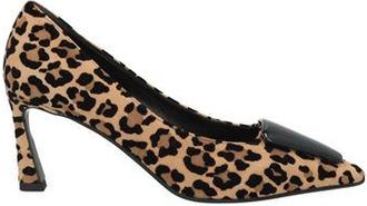 J.A.P. José Antonio Pereira J. A.P. JOSE ANTONIO PEREIRA Pumps