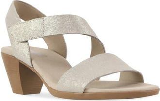 Munro Lucia Sandal in Champagne Shimmer at Nordstrom, Size 10.5