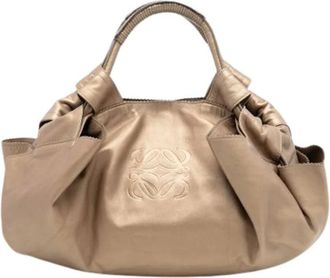 Loewe Pre-owned Handbags, female, Beige, Size: ONE SIZE Pre-owned Aire