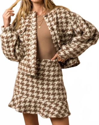 Gilli Womens Houndstooth Skirt In White Brown