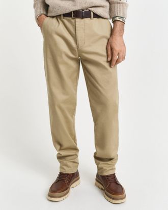 GANT Men Regular Fit Chinos (31/32) DARK KHAKI