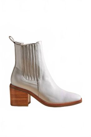Silent D Womens Naydo Heeled Ankle Boot In White