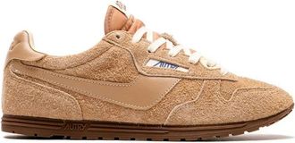 Autry Womens Windspin Low Sneaker In Sue/lea Peanut