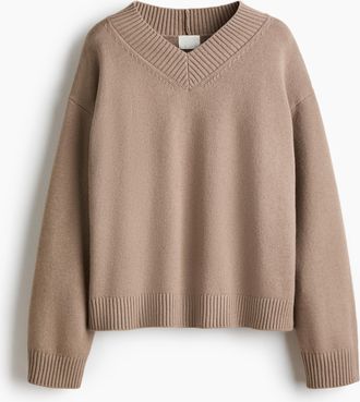 H&M Pullover mit V-Ausschnitt - Brown