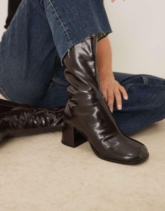 Asos Royce - Stivaletti cioccolato scuro con tacco largo e punta rotonda-Nero