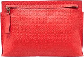 Loewe Pre-owned Clutches, female, Red, Size: ONE SIZE Pre-owned Embossed Leather Clutch