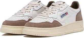 Autry Medalist Low Sneaker in White/Tobacco at Nordstrom, Size 13Us