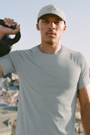 Alo | Idol Crewneck Short Sleeve Top in Lunar Grey, Size: Medium