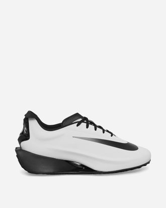 Nike Women s First Sight Noir Sneakers Light Bone / Black / Metallic Dark Grey
