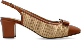 Ferragamo Vetty Pumps met Hak - Dames - Pumps - Beige - 37 EU - Leer - Schoenen