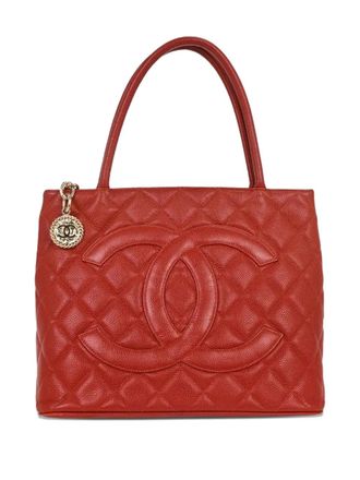 Chanel 2001-2003 quilted medallion tote handbag - women - Caviar Leather - One Size - Red