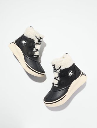 Sorel Out N About IV Chillz Waterproof Boots - Black,/Sea Salt - 10 1/2 M Talbots
