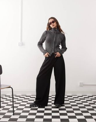Weekday Dara low waist wide leg pants with front pleats in black