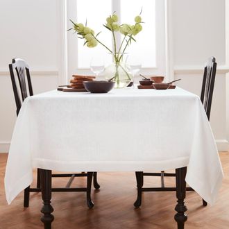 Solino Home Linen Tablecloth for Dining Table, Holiday and Everyday Dining Table Decor - Diana in White at Nordstrom, Size X-Small
