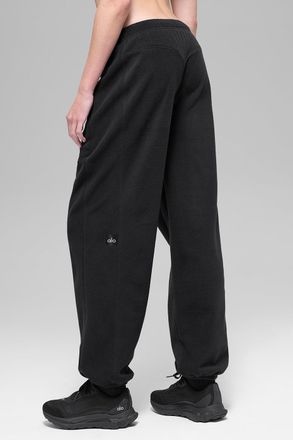 Alo | Polar Fleece High-Waist Retreat Jogger Pants in Black, Size: Medium
