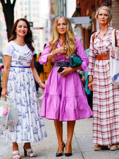 Sex and the City è di nuovo qui! Tutti i look di Carrie &Co. nel reebot in arrivo