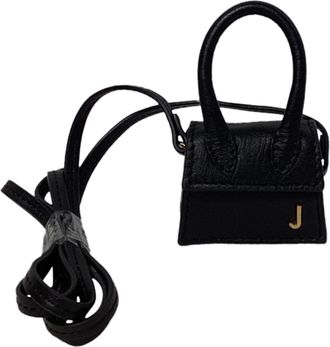 Jacquemus Pre-owned Womens Le Petit Chiquito Bag in Black Leather Sheepskin - Size Small
