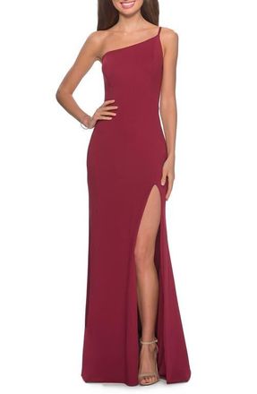 La Femme One Shoulder Long Jersey Homecoming Dress in Burgundy at Nordstrom, Size 16