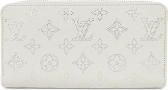Louis Vuitton Mahina White Leather Long Wallet (Bi-Fold) (Pre-Owned)
