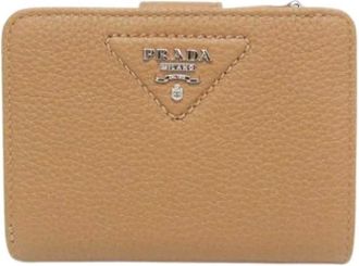 Prada Pre-owned Wallets, female, Brown, Size: ONE SIZE Pre-owned Vitello Daino 1Ml018 Bi-fold wallet