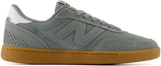 New Balance Hombre NB Numeric 440v2 en Gris/Blanco, Gamuza/Malla, Talla 44.5