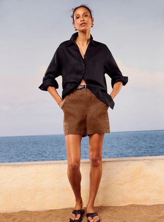 Contemporaine Womens XL pockets pure linen short Fit: Wide leg, high rise