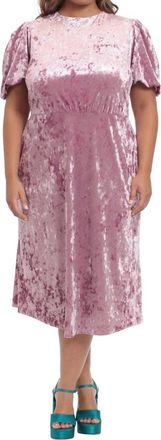 Donna Morgan Betsy Velvet Dress In Grape Nectar