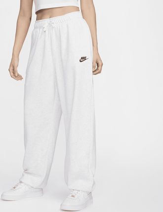 Nike Womens Nike Sportswear Club Fleece Mid-Rise Oversized Sweatpants in Brown | DQ5800-051