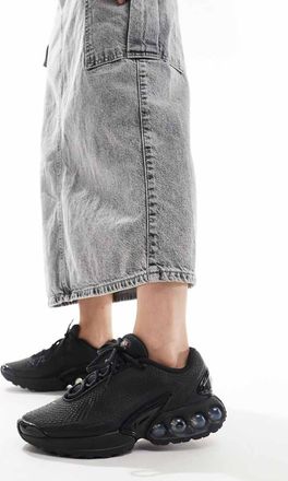 Nike Air Max DN sneakers in black