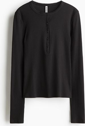 H&M Geripptes Henleyshirt - Grau
