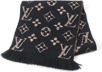 Louis Vuitton Pre-owned Scarves, female, Black, Size: ONE SIZE Pre-owned Silk Scarf