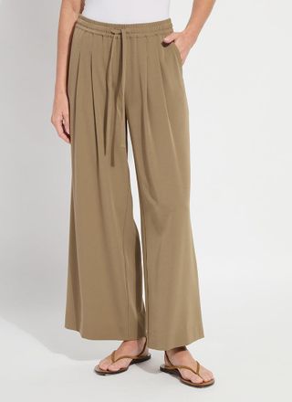 Lyss&eacute; Mae Pleated Drawstring Wide Leg Pant Curvy (28 Inseam)