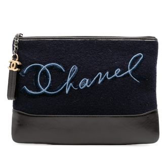 Chanel Signature Wol Leer Etui