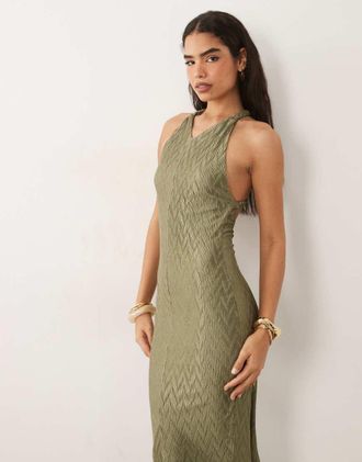 Asos Vestito lungo pliss&eacute; a zig-zag kaki con scollo a V e spalline intrecciate-Verde