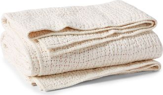 Coyuchi Pebbled Handstitched Organic Cotton Quilt in Undyed at Nordstrom, Size Twin