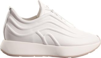 H&ouml;gl White Fin Smooth Wave Details Thick Cushioning Sneakers